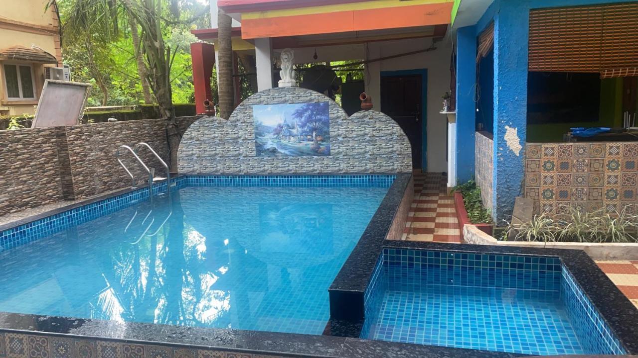 Calangute Beach Side Hotel Exterior foto